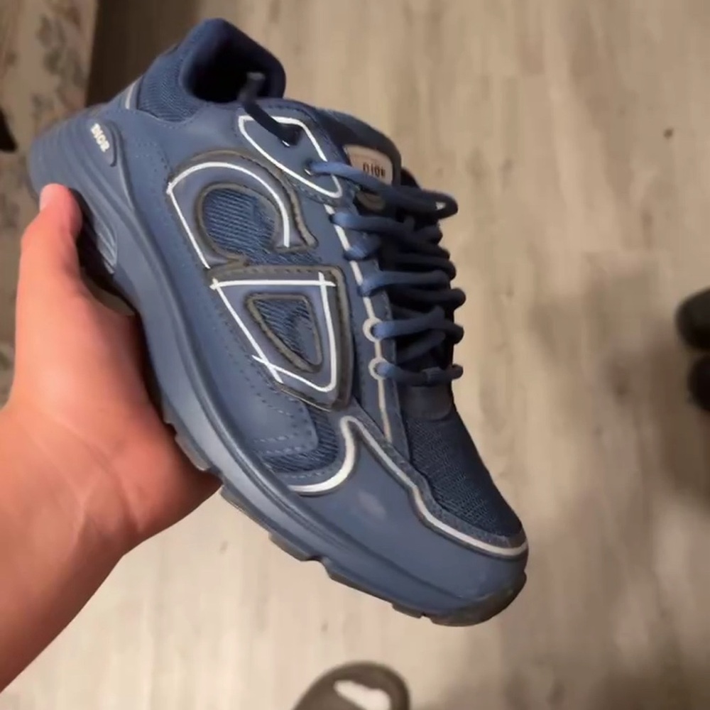 Selling some b30s dark blue used not that much